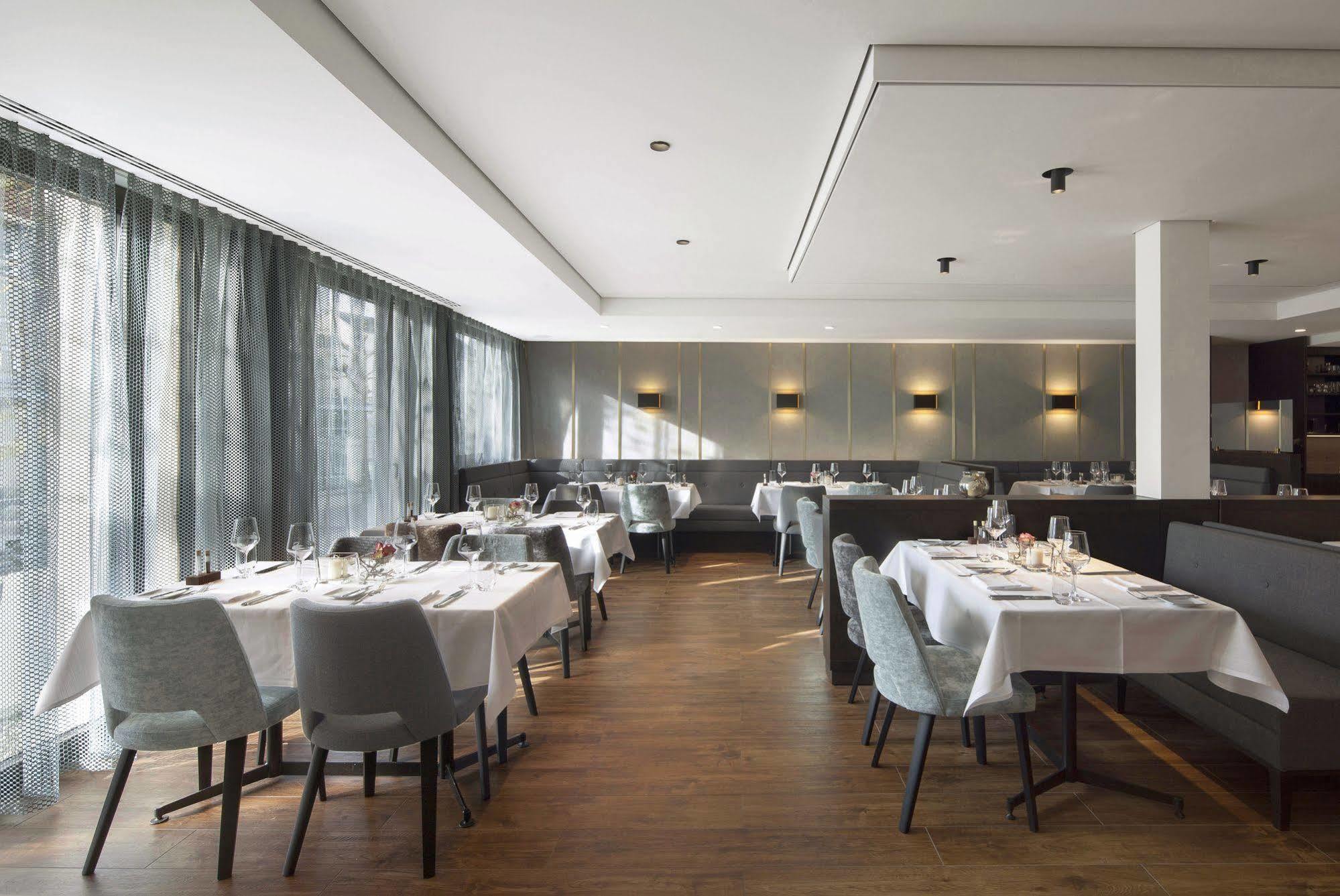Hotel Schwanen Köngen Екстериор снимка