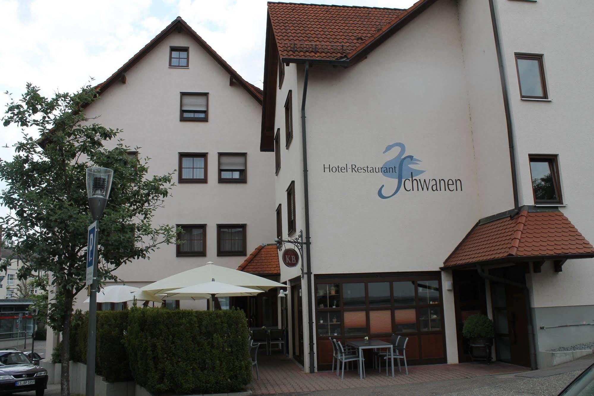 Hotel Schwanen Köngen Екстериор снимка